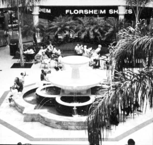 Altamonte Springs Mall Fountain - Altamonte Springs, Florida (1990)