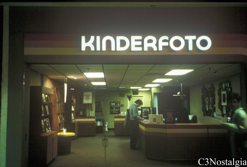 Kinderfoto - Century III Mall - West Mifflin, PA