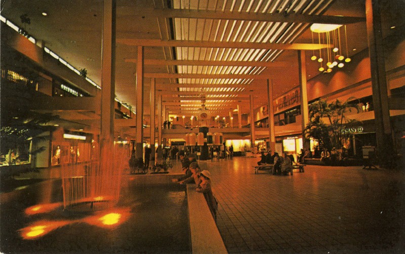 Midtown Plaza Mall - Rochester, NY Gallery - Radically Retro