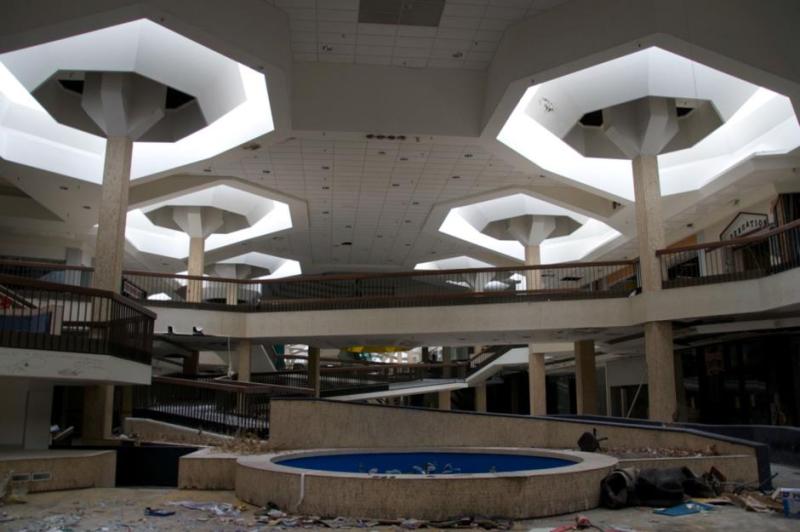 Randall Park Mall - North Randall, OH - abandoned