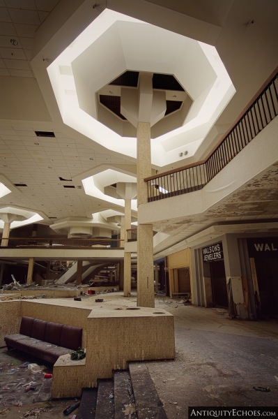 Randall Park Mall - North Randall, OH - abandoned