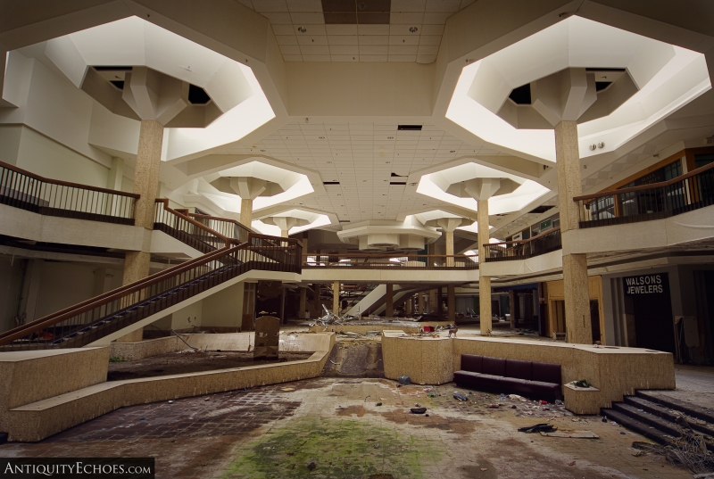 Randall Park Mall - North Randall, OH - abandoned