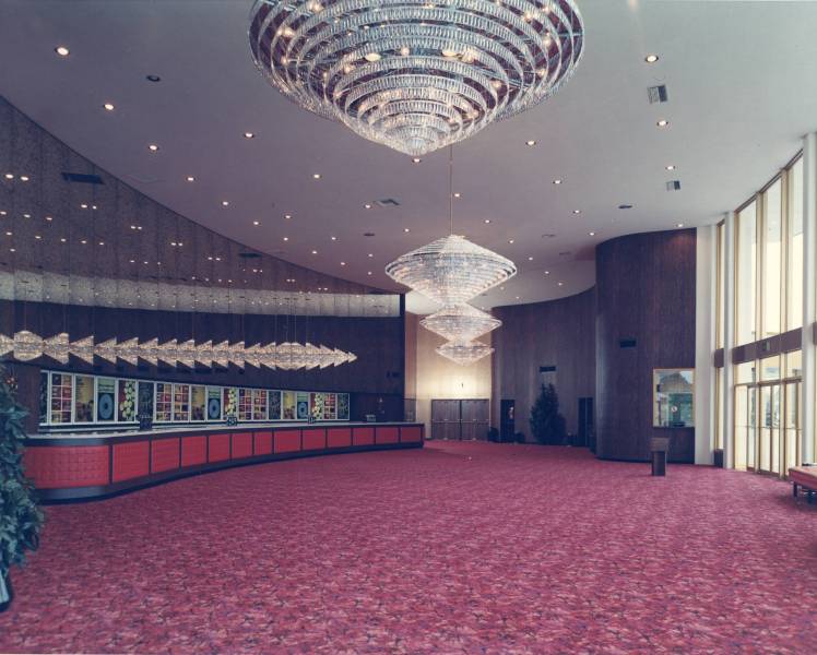 Lobby of the Tacoma (WA) Mall Theater (closed in July 2002)