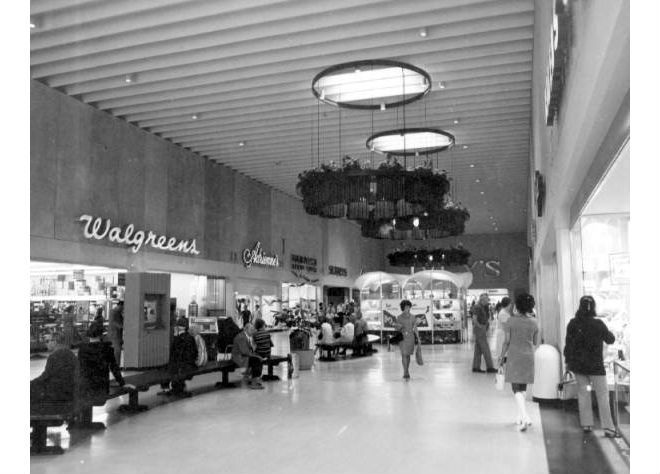 Wallgreens in the Winter Park Mall in Orlando, FL (1972)