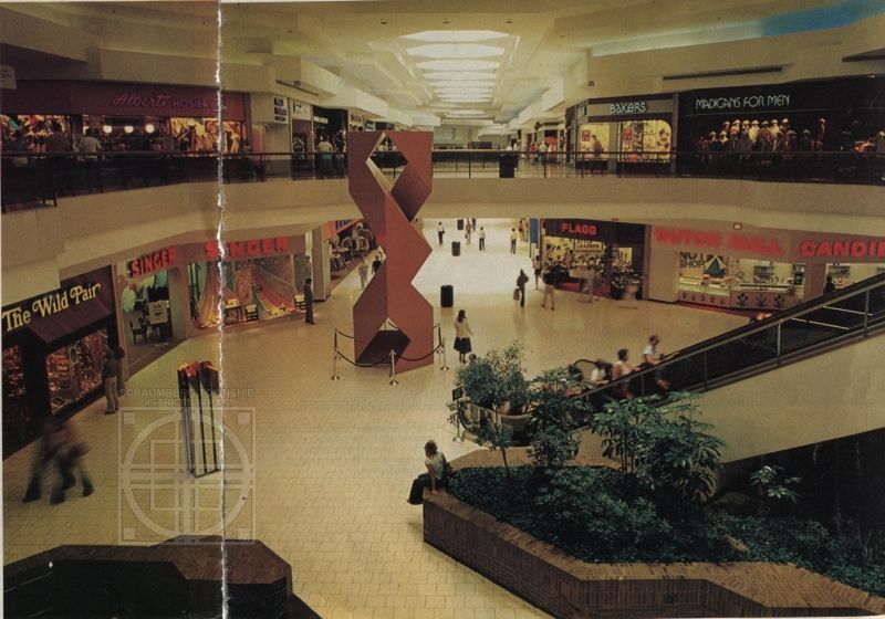 Woodfield Mall - Schaumburg, IL