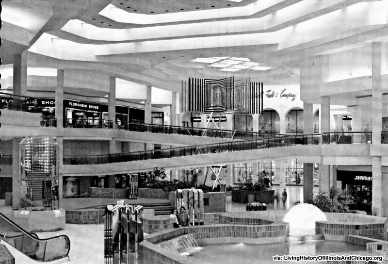 Woodfield Mall - Schaumburg, IL - January 1971