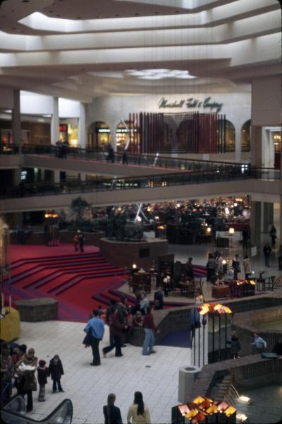 Woodfield Mall - Schaumburg, IL